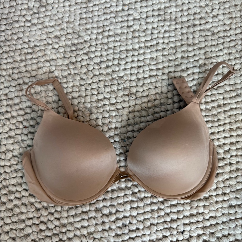 Victoria’s Secret Women's Push Up Bra 38D